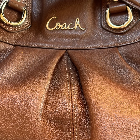 Retro Coach Ashley Satchel/Crossbody - Picture 5 of 10